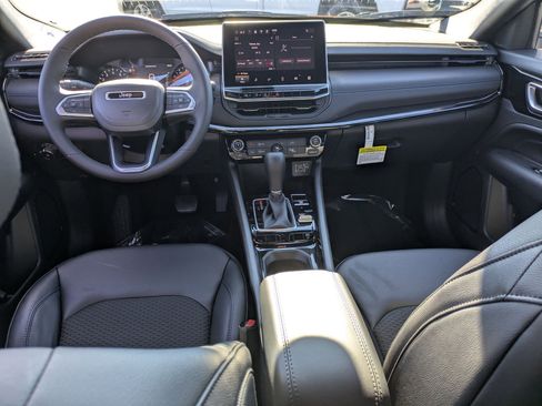New 2026 Jeep Compass Latitude AWD/4WD image 20