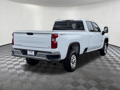 Used 2024 Chevrolet Silverado 3500 LT AWD/4WD image 6