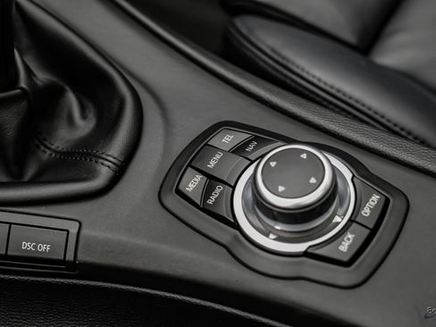 Used 2011 BMW M3 Sedan RWD image 59