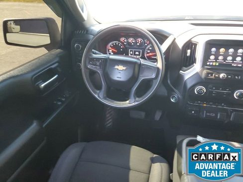 Used 2024 Chevrolet Silverado 1500 Custom w/ Turbomax Blackout Package image 16