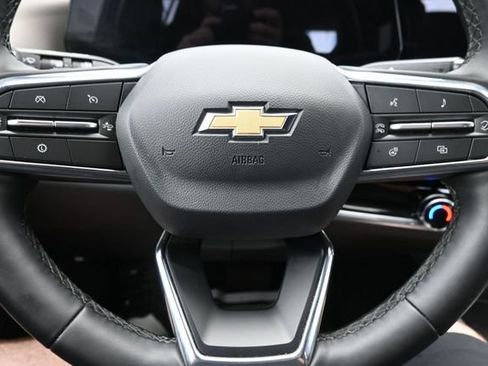 Used 2026 Chevrolet Equinox LT w/ Convenience Package II AWD/4WD image 35