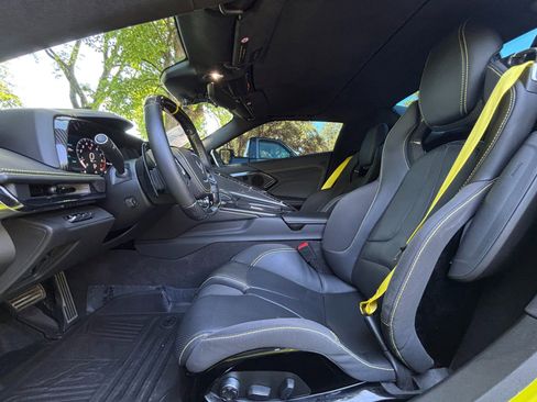 Used 2024 Chevrolet Corvette Z06 RWD image 18