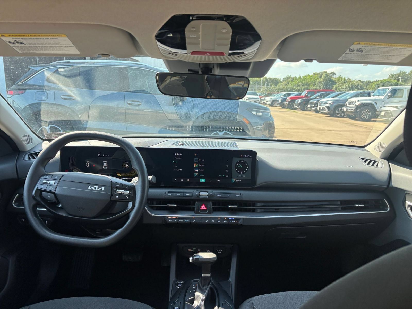 Used 2025 Kia K4 FWD image 31