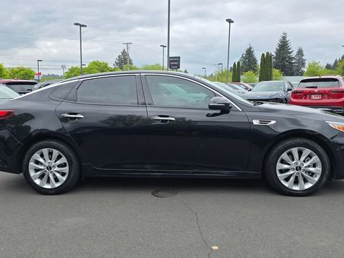 Used 2018 Kia Optima S w/ Panoramic Sunroof Package FWD image 38