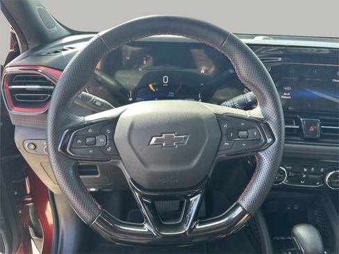 Used 2024 Chevrolet TrailBlazer RS w/ Convenience Package image 15