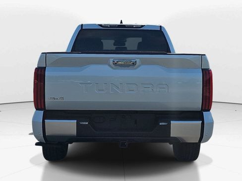 Used 2022 Toyota Tundra Limited AWD/4WD image 5