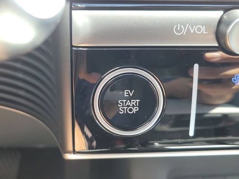 New 2027 Hyundai Ioniq 5 SEL RWD image 11