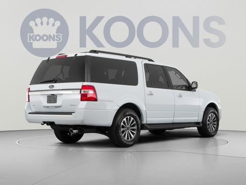 Used 2017 Ford Expedition EL XLT w/ Equipment Group 202A AWD/4WD image 4
