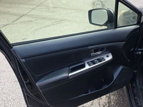 Used 2017 Subaru Crosstrek 2.0i Premium w/ Popular Package #2 image 17