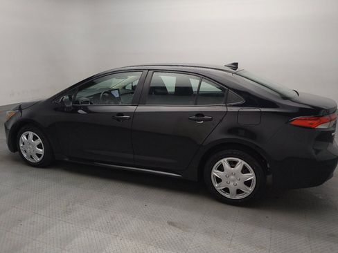 Used 2023 Toyota Corolla LE FWD image 3
