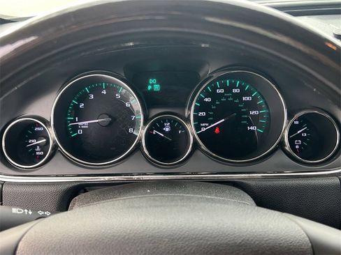 Used 2015 Buick Enclave Premium image 31