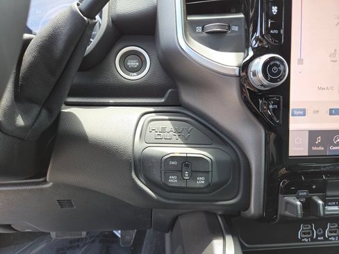 New 2026 RAM 3500 Big Horn AWD/4WD image 30