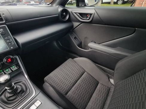Used 2024 Toyota GR86 RWD image 20