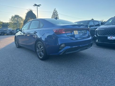 Used 2024 Kia Forte LXS w/ LXS Technology Package FWD image 3