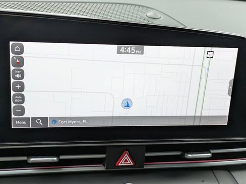 Used 2025 Hyundai Elantra SEL FWD image 20