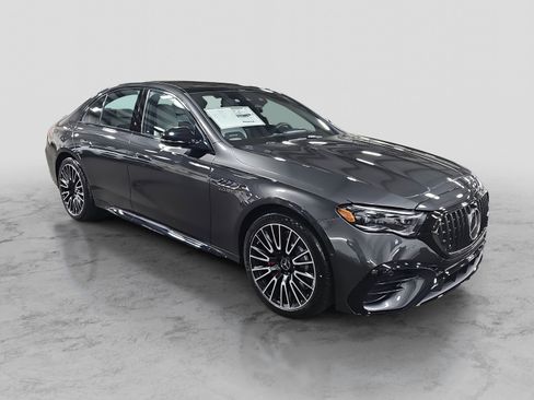 New 2026 Mercedes-Benz E 53 AMG e 4MATIC Sedan image 3