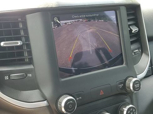 Used 2021 RAM 1500 Big Horn AWD/4WD image 17