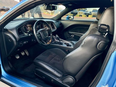 Used 2018 Dodge Challenger R/T Scat Pack image 11