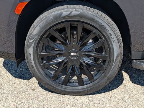 Used 2023 Cadillac Escalade Premium Luxury w/ LPO, Floor Liner Package AWD/4WD image 7