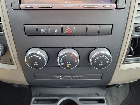 Used 2012 RAM 1500 Express w/ ST Popular Equipment Group image 33