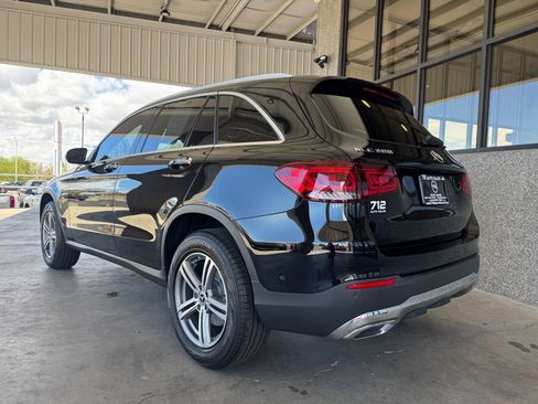 Used 2022 Mercedes-Benz GLC 300 4MATIC w/ Premium Package Lite image 31