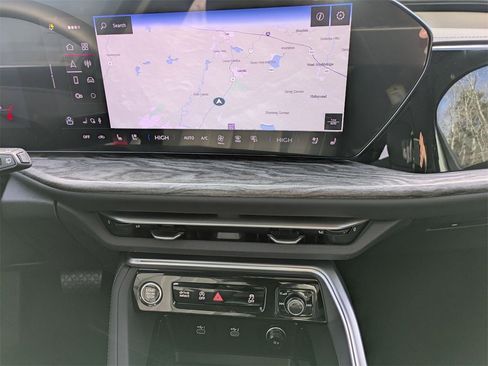 New 2025 Audi Q5 2.0T Premium Plus image 31