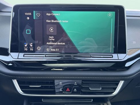 Used 2024 Volkswagen Atlas Cross Sport SEL Premium R-Line image 62