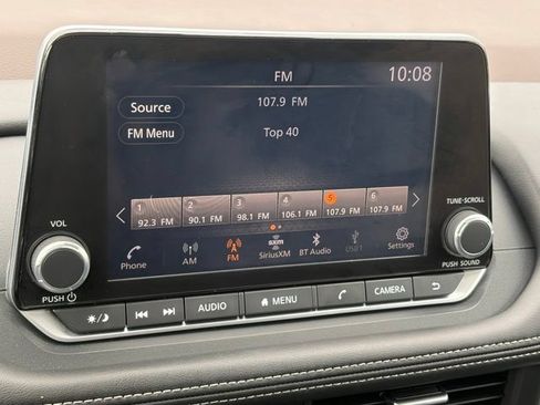 Certified 2023 Nissan Rogue SV w/ SV Premium B Package AWD/4WD image 19