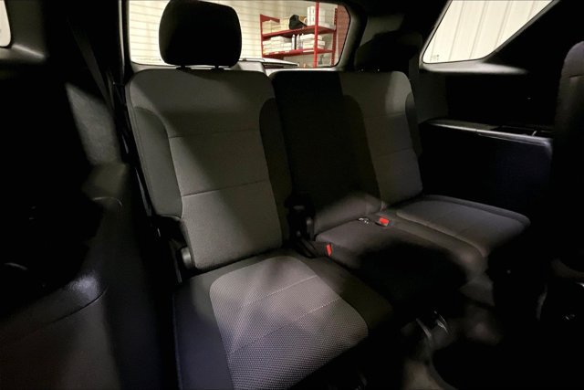 Used 2023 Chevrolet Traverse LT w/ LPO, Floor Liner Package AWD/4WD image 28