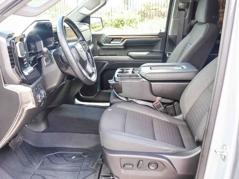 Used 2024 Chevrolet Silverado 1500 RST AWD/4WD image 22