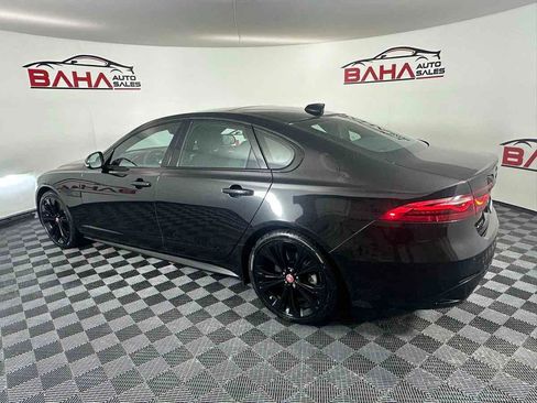 Used 2022 Jaguar XF R-Dynamic SE image 4