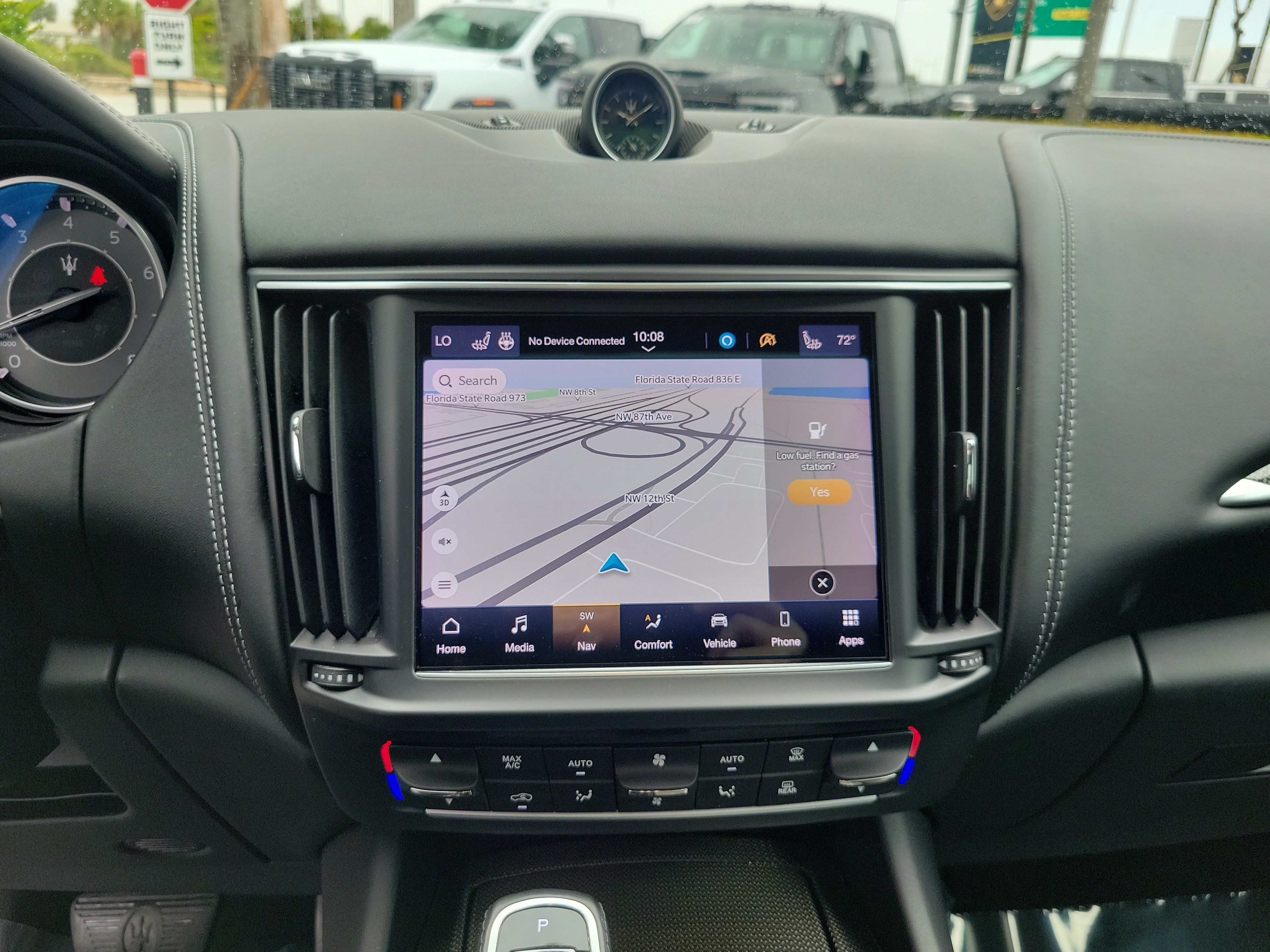 Used 2023 Maserati Levante GT AWD/4WD image 10
