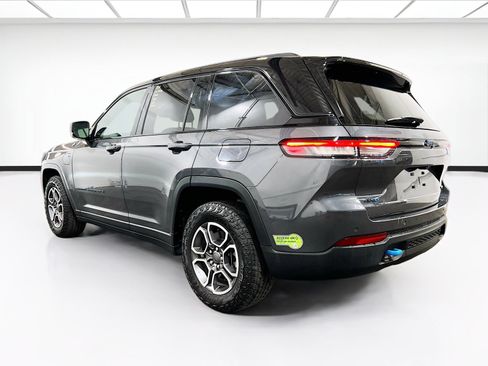 Used 2022 Jeep Grand Cherokee Trailhawk w/ Advanced Protech Group II image 6