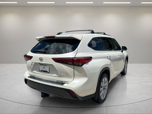 Used 2020 Toyota Highlander Limited AWD/4WD image 5