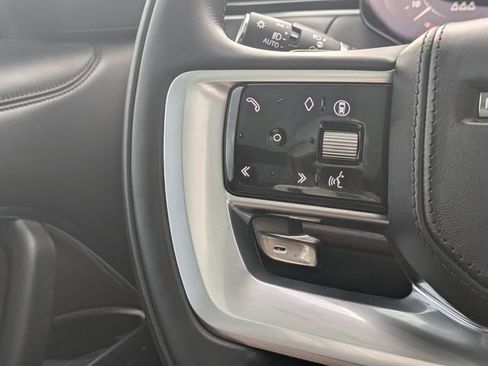 Used 2024 Land Rover Range Rover SE image 19