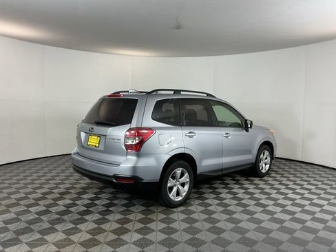 Used 2016 Subaru Forester 2.5i w/ Alloy Wheel Package AWD/4WD image 5