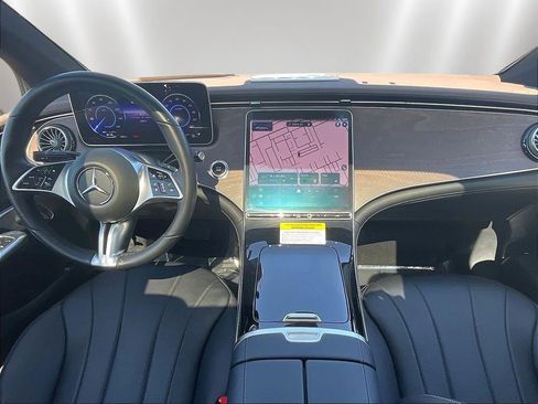 Used 2023 Mercedes-Benz EQE 350+ 4MATIC Sedan w/ Exclusive Trim Package image 7