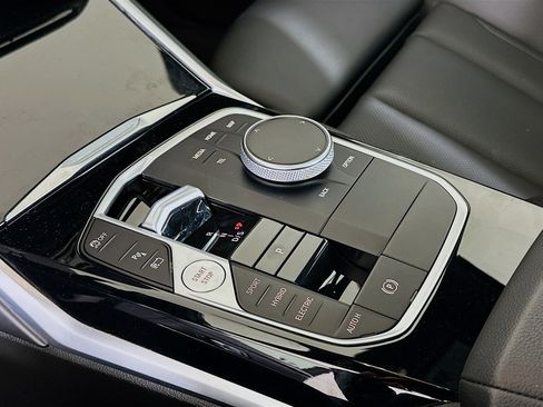 Used 2023 BMW 330e 330e w/ Premium Package image 25