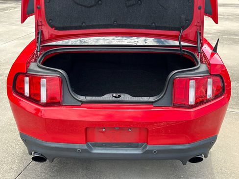 Used 2012 Ford Mustang GT Premium w/ Electronics Pkg RWD image 30