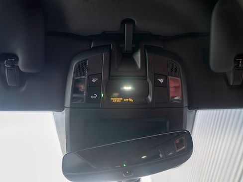 Certified 2022 Porsche 911 Targa 4 image 11