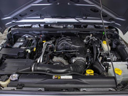 Used 2016 Jeep Wrangler Unlimited Sport w/ Quick Order Package 24S image 9