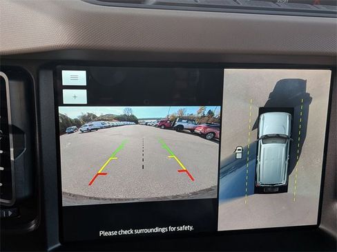 Used 2022 Ford Bronco Wildtrak image 23