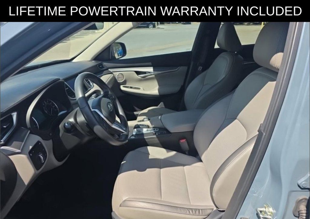 Certified 2023 INFINITI QX50 Luxe FWD image 4