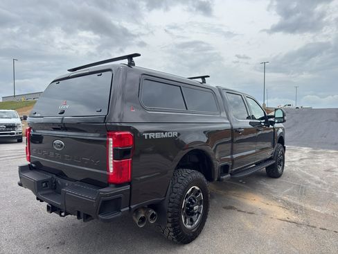 Used 2024 Ford F250 Lariat w/ Lariat Ultimate Package AWD/4WD image 5