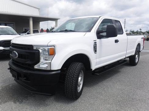 Used 2021 Ford F250 XL w/ Power Equipment Group AWD/4WD image 22