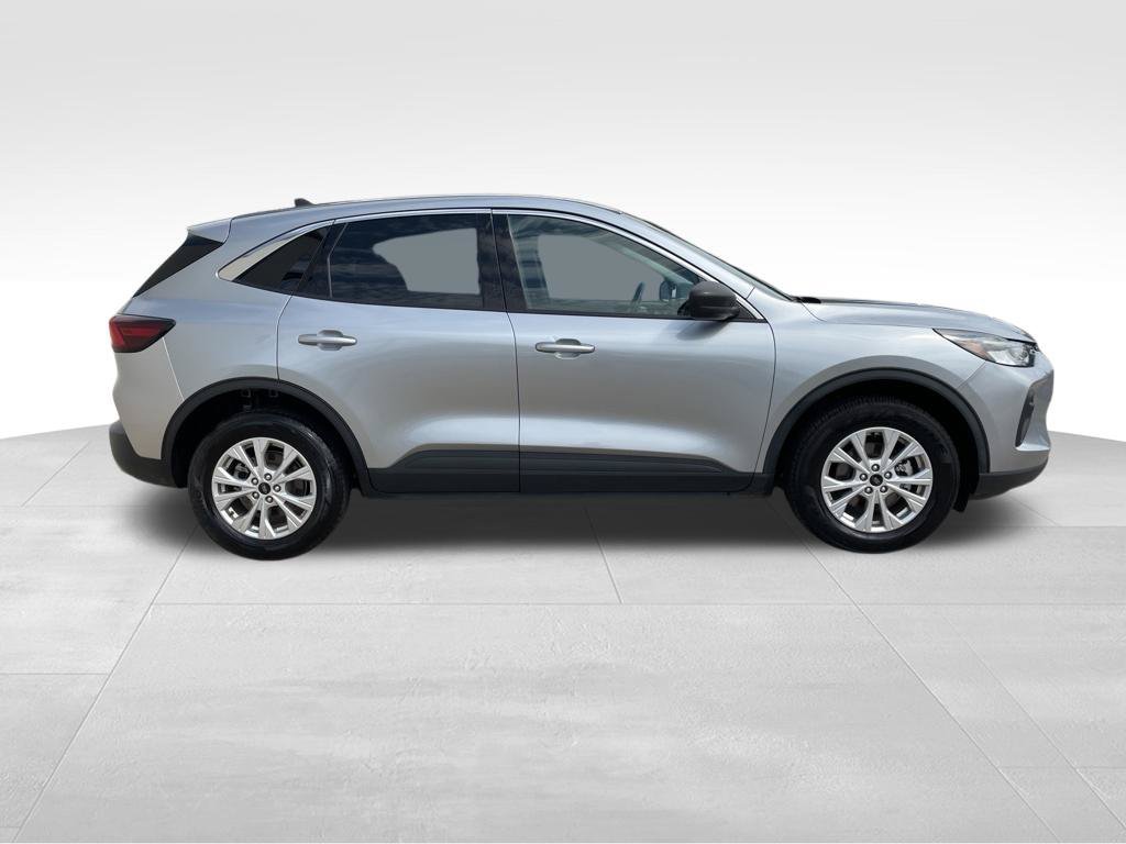 Used 2024 Ford Escape Active AWD/4WD image 4
