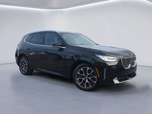 New 2026 BMW X3 xDrive30 w/ Premium Package image 2