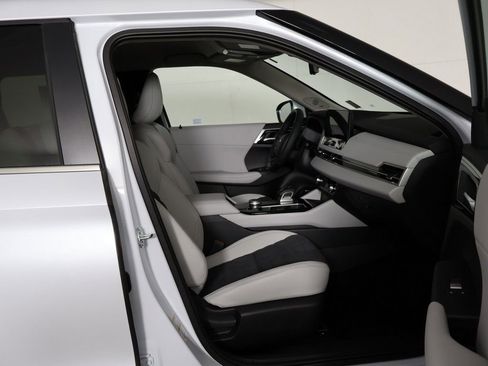 New 2026 Mitsubishi Outlander SE AWD/4WD image 31