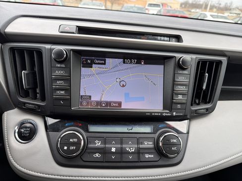 Certified 2018 Toyota RAV4 Limited w/ All Weather Liner Package image 18