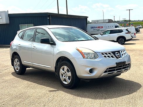 Used 2013 Nissan Rogue S FWD image 10
